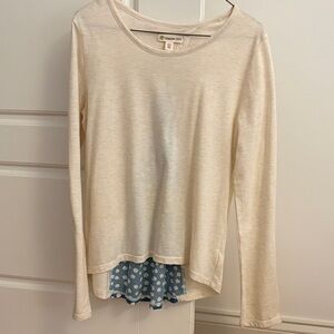 Tucker + Tate Cream Top with Blue Accents